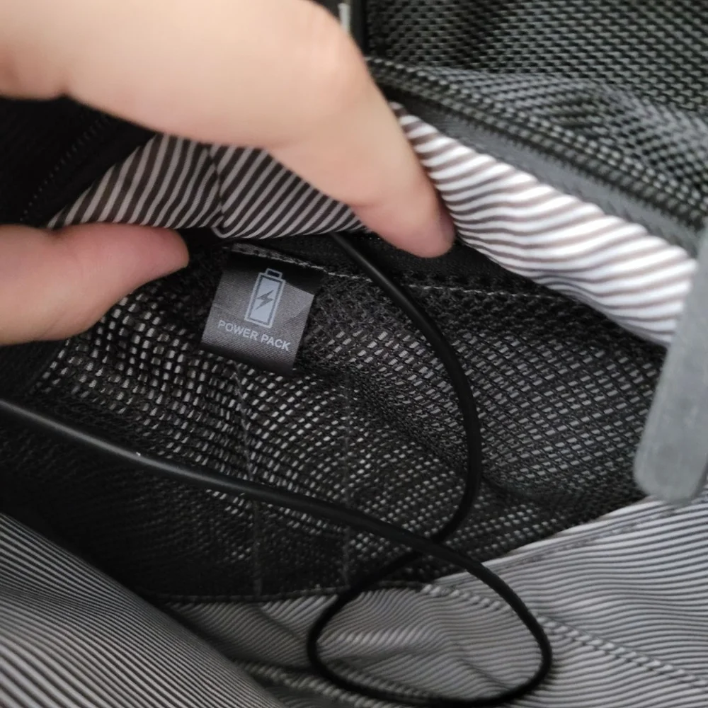 SWISSGEAR Hybrid 19” Backpack/Messenger - Black - Picture 10 of 15